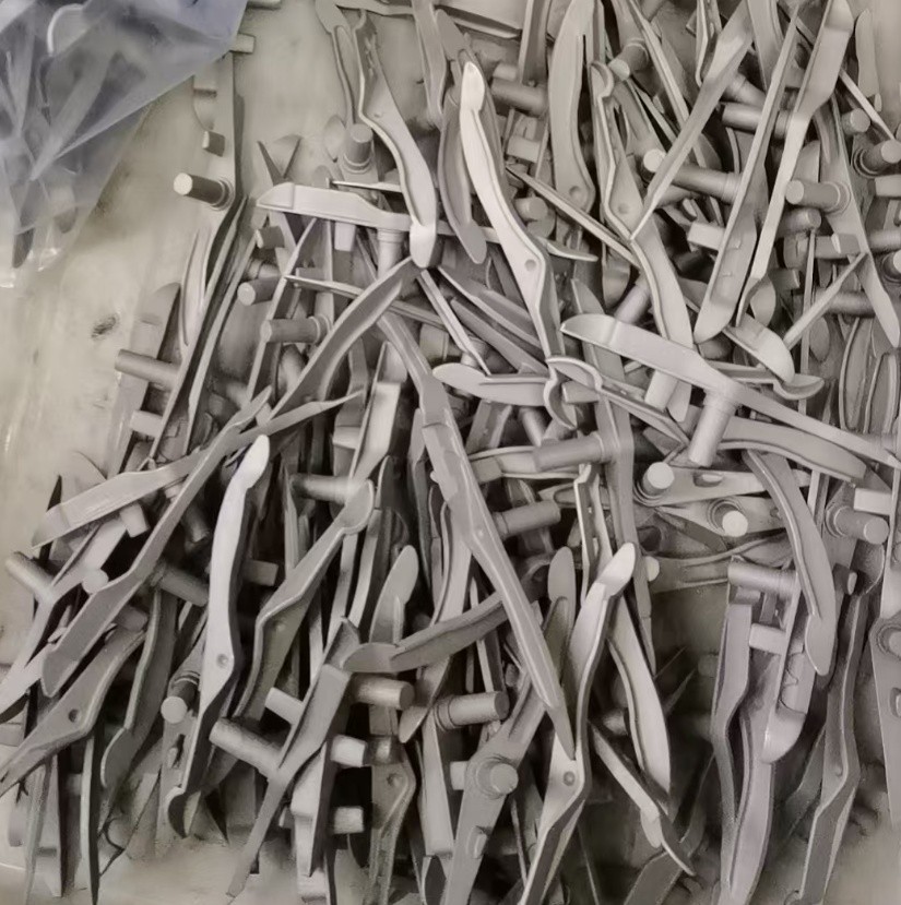 Titanium Lost-wax Casting Rapier Loom Gripper Plate suppliers